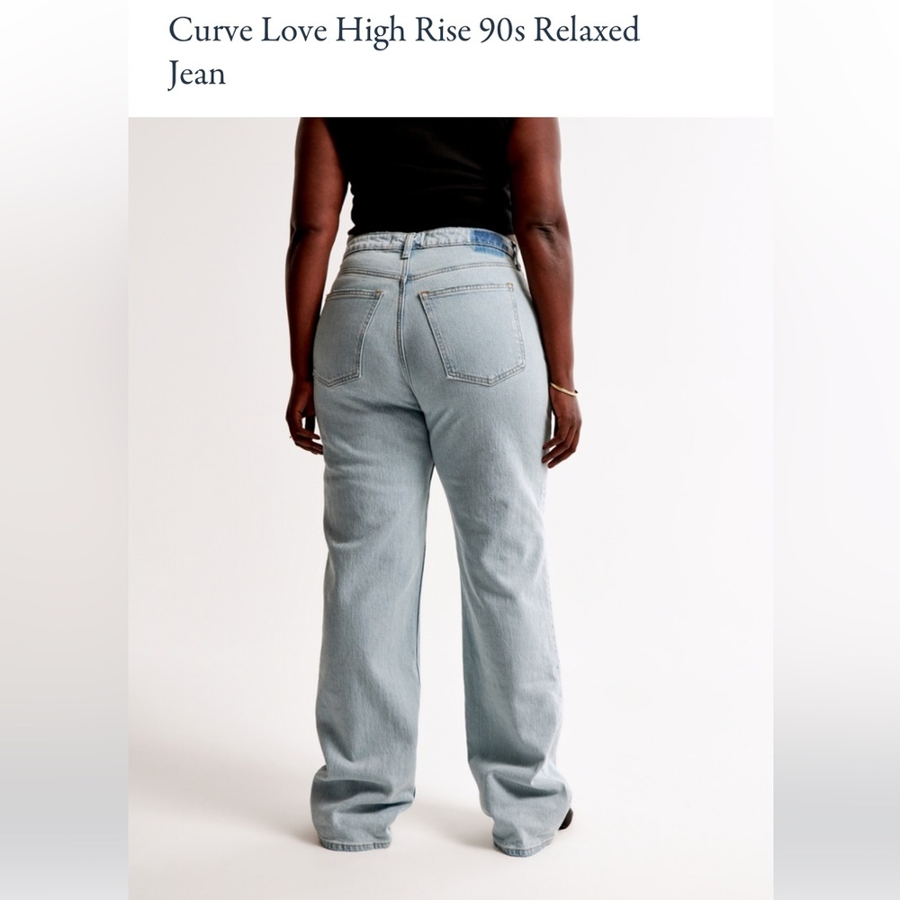 Abercrombie & Fitch Women's High Rise Light Blue Jeans *Never Worn* NWT